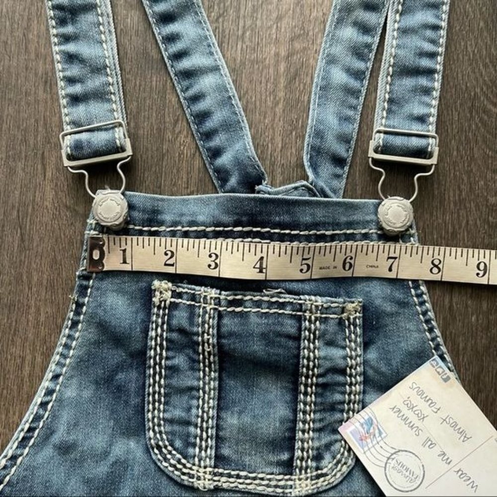 Almost Famous Denim Short Overalls Size 3 - Picture 4 of 10